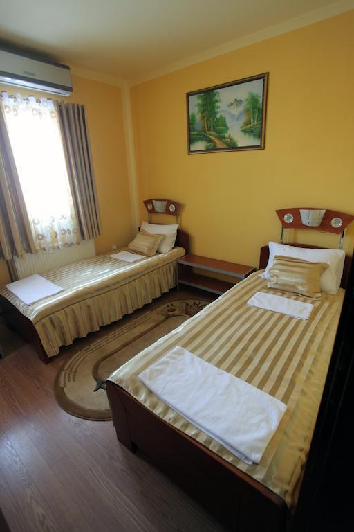Villa Atina Stara Pazova Ngoại thất bức ảnh