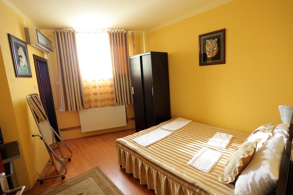 Villa Atina Stara Pazova Phòng bức ảnh