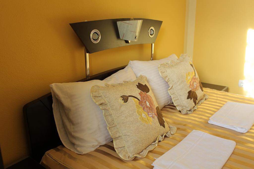 Villa Atina Stara Pazova Ngoại thất bức ảnh